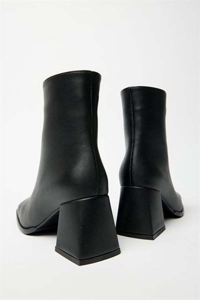 Madamra Stivali Neri Da Donna E Tacchi Con Punta A Bottone E Cerniera In Pelle PU A Contrasto Alla Moda Abbigliamento all'ingrosso 2