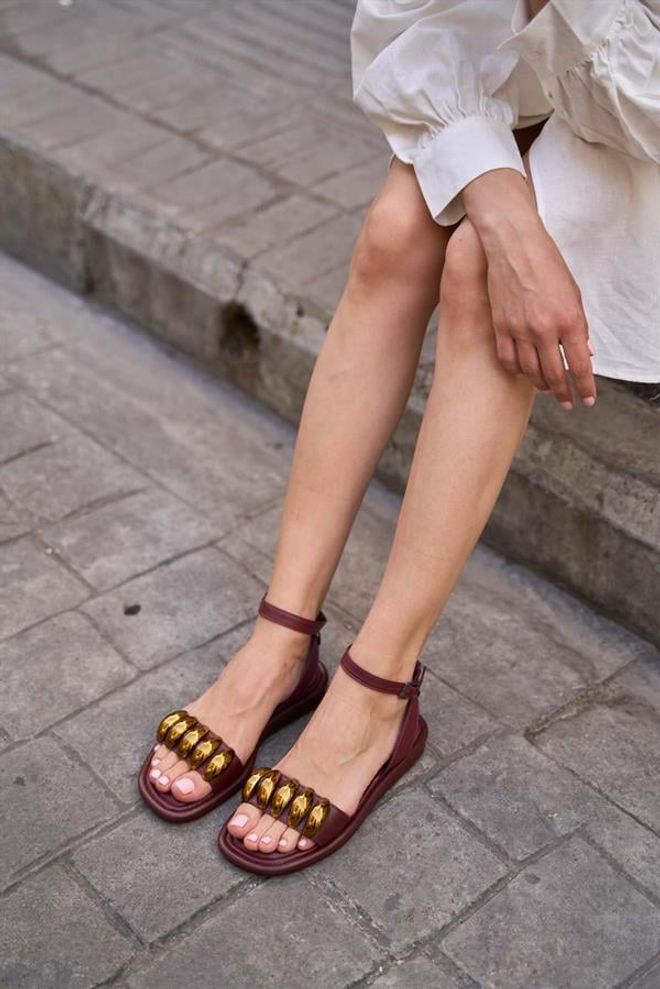 Madamra Sandalias Con Accesorios Color Burdeos Ropa al por mayor 1