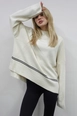 A wholesale clothing model wears 10005-knitwear-sweater-ecru, Turkish wholesale  of 