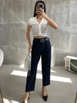 Ένα μοντέλο χονδρικής πώλησης ρούχων φοράει mae10014-belted-trousers-navy-blue, τούρκικο  χονδρικής πώλησης από 