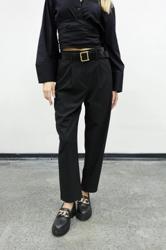 A wholesale clothing model wears mae10015-belted-trousers-black, Turkish wholesale Pants of Maestro Woman