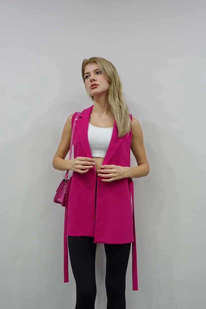 A wholesale clothing model wears 10032-vest-fuchsia, Turkish wholesale Vest of Maestro Woman