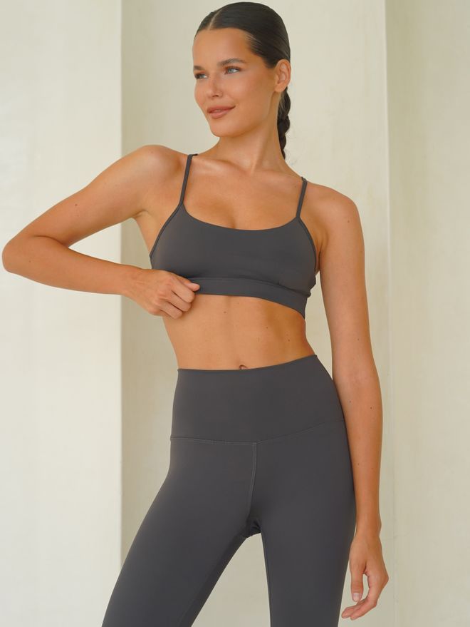 Mai Collection المحاصيل الرياضية المطلية بالطيات ملابس بالجملة رياضات