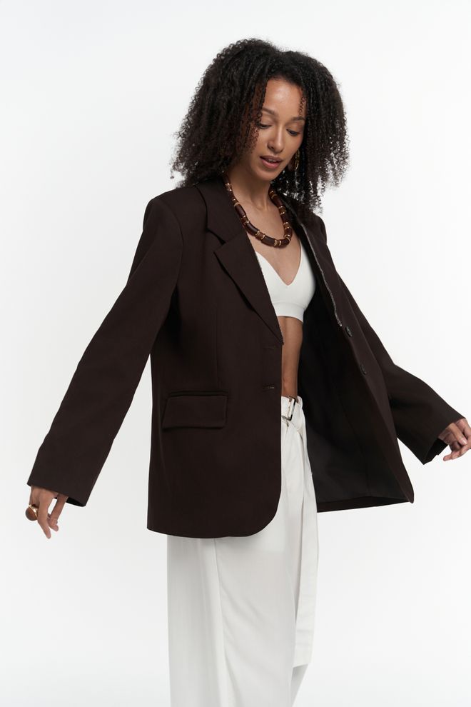 Mai Collection Blazer Z Detajlom Ovratnika Volda Oblačila na debelo Eleganten