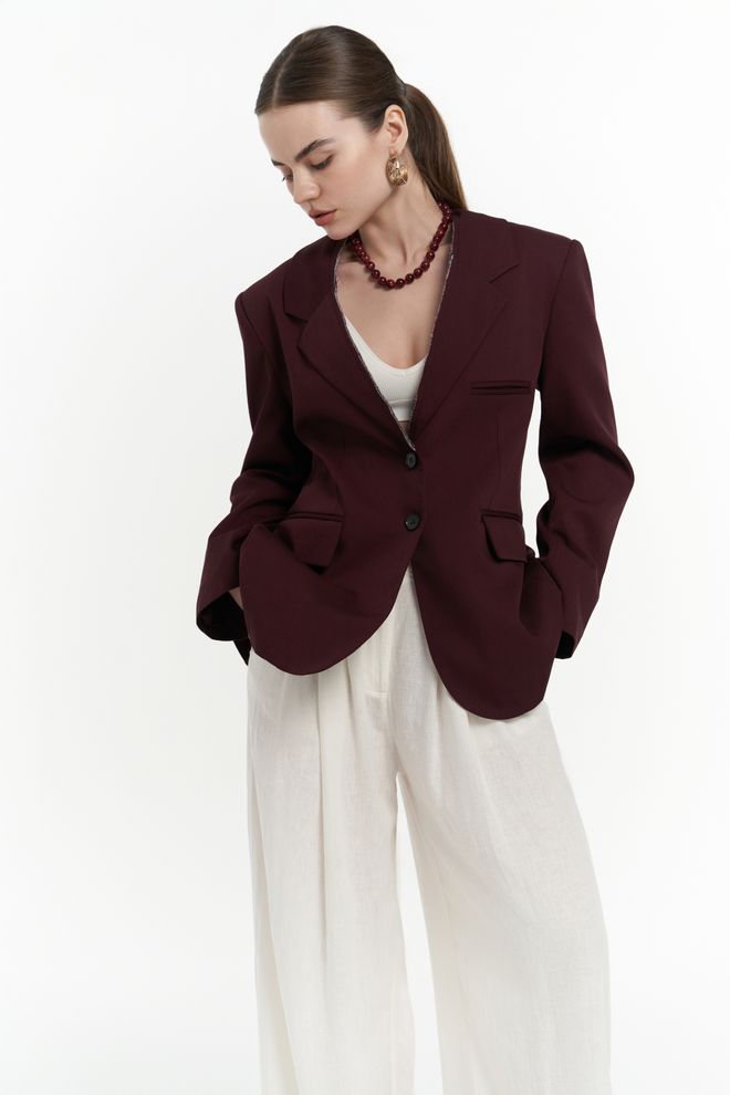 Mai Collection Blazer Z Detajlom Ovratnika Volda Oblačila na debelo Eleganten