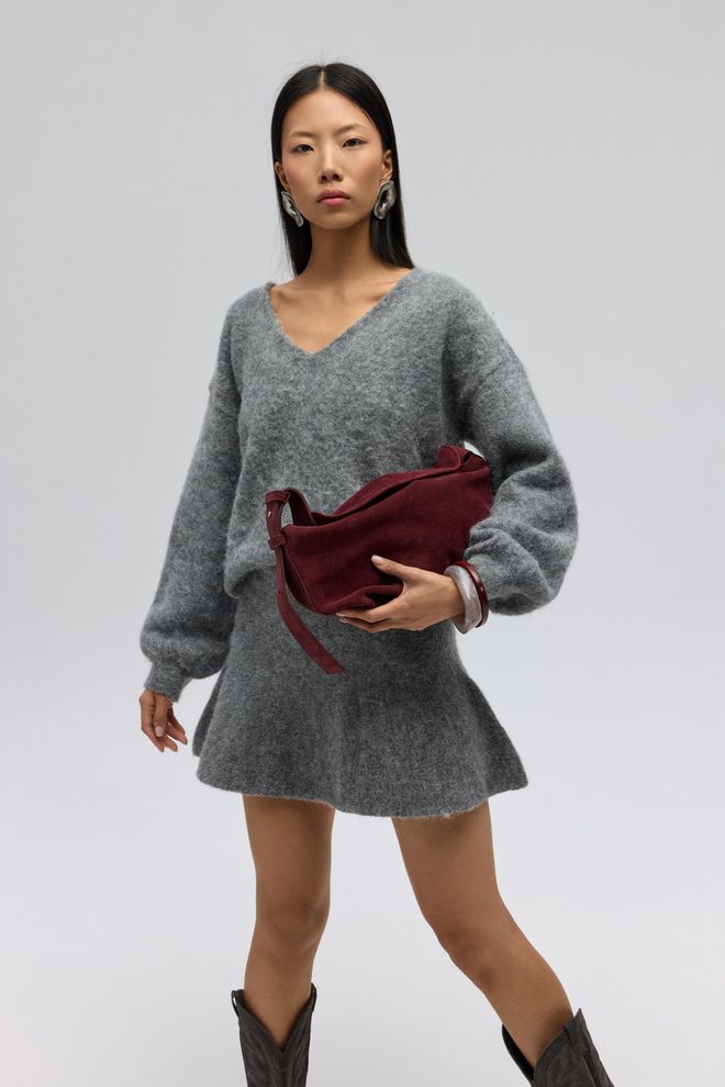 Mai Collection Серый Свитер С V образным Вырезом И Длинными Рукавами Grey Sweater With V Neck And Long Sleeves Оптовая продажа одежды 5