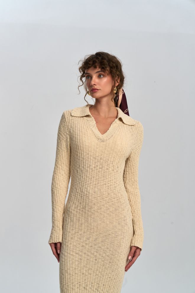 Mai Collection Μπεζ Κομψό Πουλόβερ Φόρεμα Με Λαιμόκοψη Με Ενωση Χονδρικό εμπόριο ενδυμάτων 1