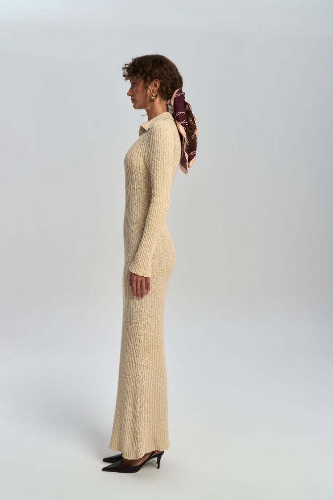 Mai Collection Μπεζ Κομψό Πουλόβερ Φόρεμα Με Λαιμόκοψη Με Ενωση Χονδρικό εμπόριο ενδυμάτων Σαλόνι