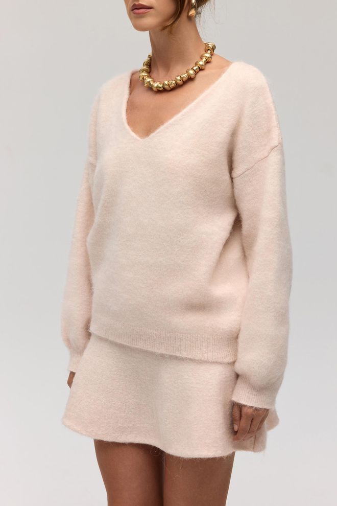 Mai Collection Бежевый Свитер С V образным Вырезом Длинными Рукавами И Оверсайз Кроем Оптовая продажа одежды Бездельничать