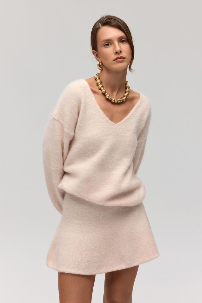 Mai Collection Бежевый Свитер С V образным Вырезом Длинными Рукавами И Оверсайз Кроем Оптовая продажа одежды Скромный