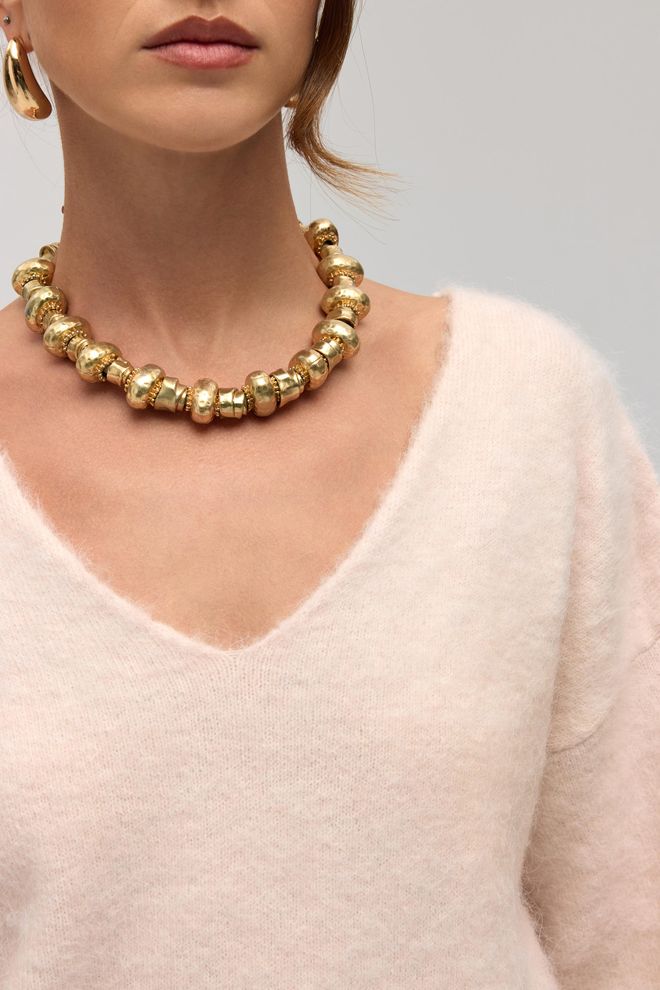 Mai Collection Бежевый Свитер С V образным Вырезом Длинными Рукавами И Оверсайз Кроем Оптовая продажа одежды Работа