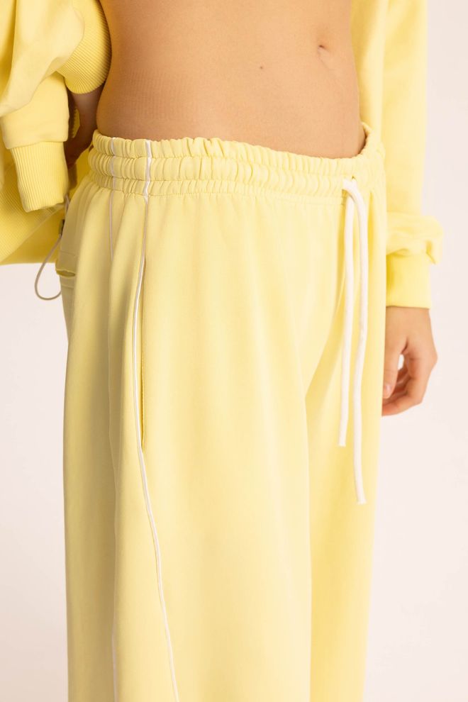 Mai Collection Yellow Tracksuit – Oversized Sport Streetwear Jogger Set Wholesale Clothing Work