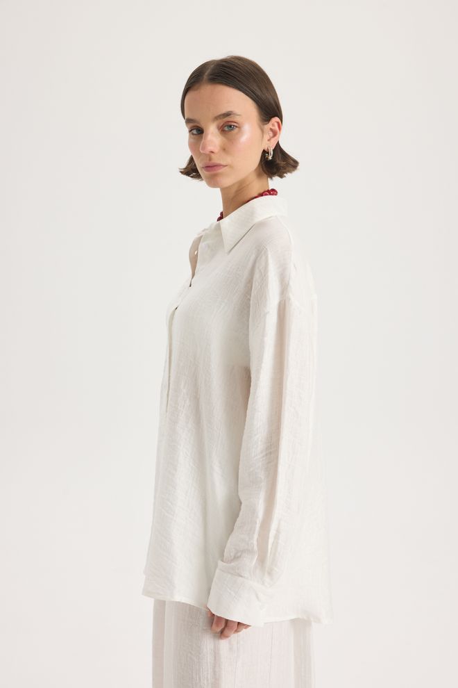 Mai Collection Biela Neformálna Oversized Košeľa S Vrúbkovaným Golierom Veľkoobchod s oblečením Doma