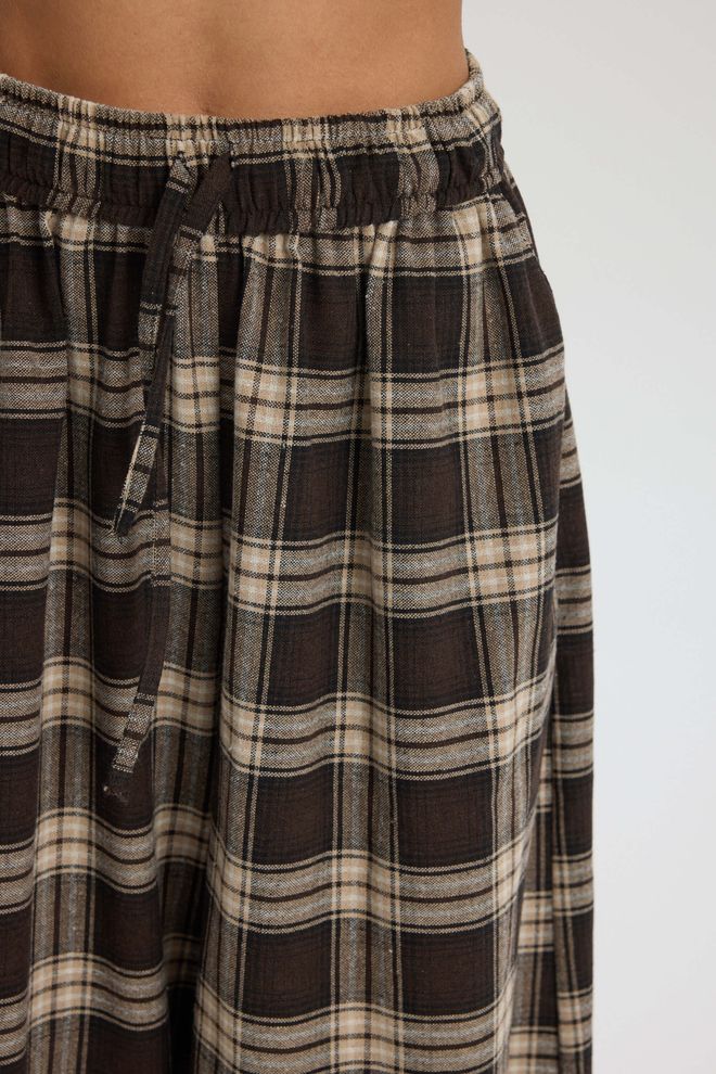 Mai Collection Bruine Palazzo Broek Met Geruit Patroon Groothandel Kleding Werk