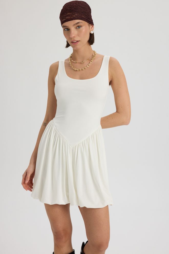 Mai Collection Witte Mouwloze Mini Jurk Met Rechte Mouwen Fit And Flare Groothandel Kleding Casual