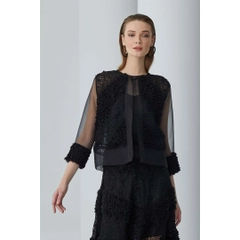 Een kledingmodel uit de groothandel draagt 23364 - Patterned Organza Jacket - Black, Turkse groothandel Jasje van Mare Style