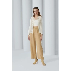 Un model de îmbrăcăminte angro poartă 23384 - Patterned Brode Knitwear Cardigan - Beige, turcesc angro Bluza de Mare Style