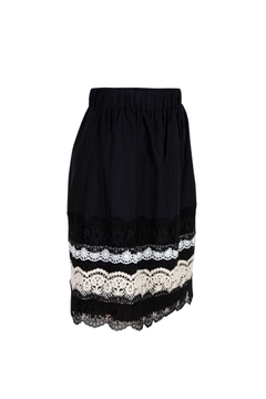 A wholesale clothing model wears MAR10029 - Guipure Embroidered Black Short Embroidered Skirt, Turkish wholesale Skirt of Mare Style