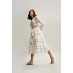 A wholesale clothing model wears 33220 - Ruffled Layered Pure Cotton Long Embroidered Skirt - White, Turkish wholesale Skirt of Mare Style