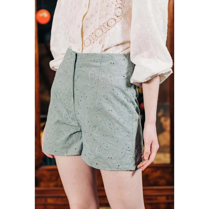 Ein Bekleidungsmodell aus dem Großhandel trägt 33228 - Pure Cotton Patterned Shorts - Green, türkischer Großhandel Kurze Hose von Mare Style