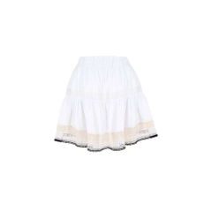 Модель оптовой продажи одежды носит 33235 - Lace Detailed Organic Cotton Embroidered Short Skirt - White, турецкий оптовый товар Юбка от Mare Style.