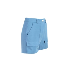 Bir model, Mare Style toptan giyim markasının 33236 - Organic Cotton Shorts - Blue toptan Kot Şort ürününü sergiliyor.
