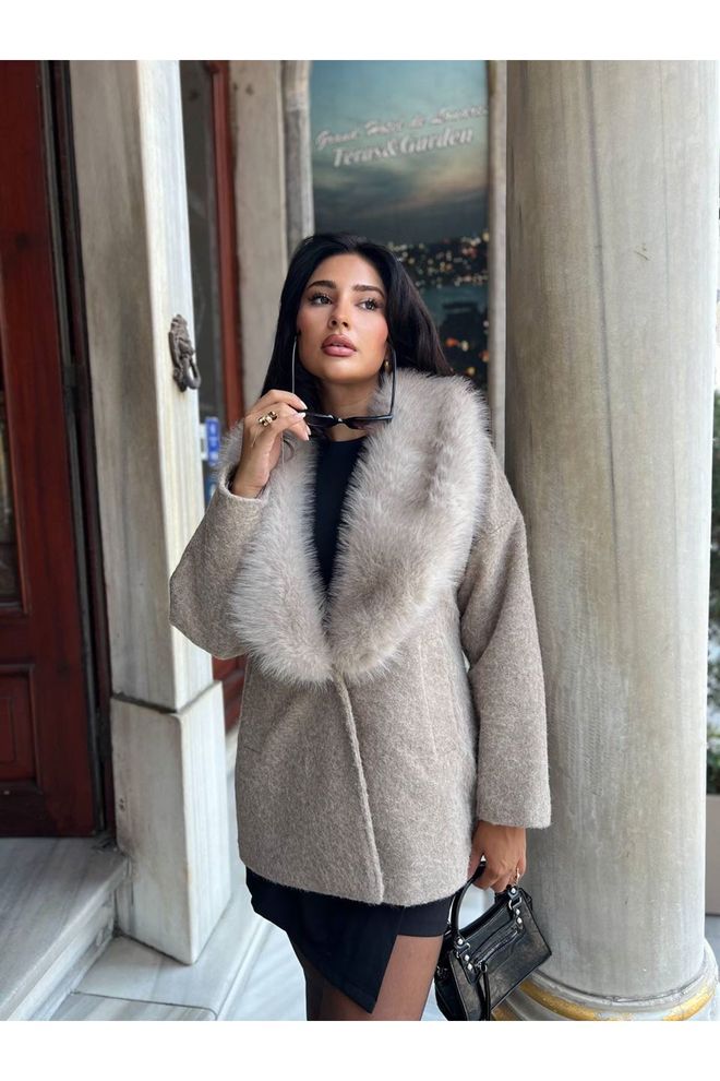Maxi Modena Beige Elegant Single Breasted Fur Coat Wholesale Clothing Casual