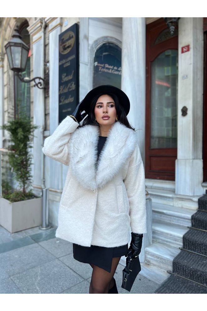 Maxi Modena White Elegant Single Breasted Fur Coat Wholesale Clothing Casual