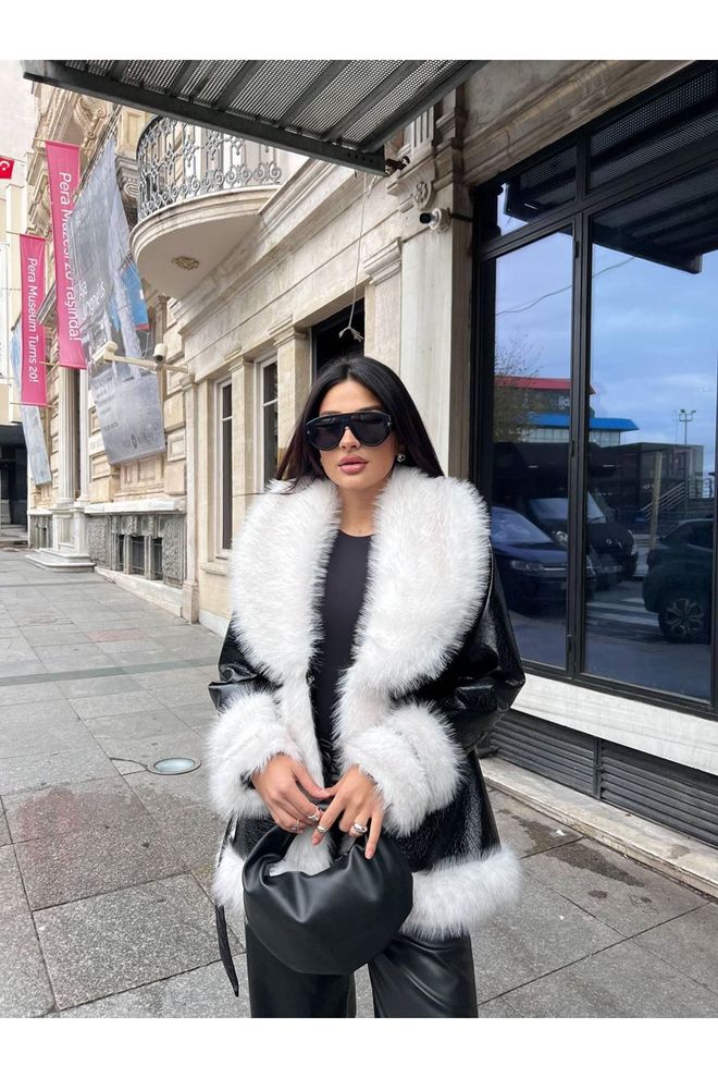 Maxi Modena Siyah Zarif Anvelop Kürk Kaban Toptan Giyim Nostaljik