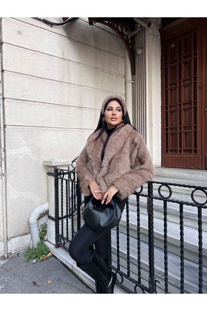 Maxi Modena Καφέ Κομψό Γούνινο Σακάκι Με Γιακά Με Εγκοπή Χονδρικό εμπόριο ενδυμάτων Σοδειά