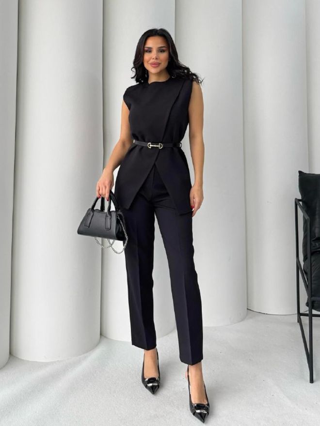 Maxi Modena Elegantno Žensko Odijelo Bez Rukava S Detaljnim Pojasom Veleprodaja odjeće Večer