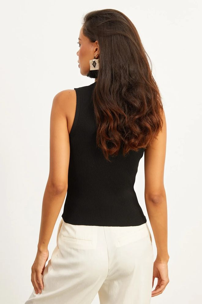 Mina Fashion Μαύρη Πλεκτή Μπλούζα Με Λαιμόκοψη Χονδρικό εμπόριο ενδυμάτων Casual