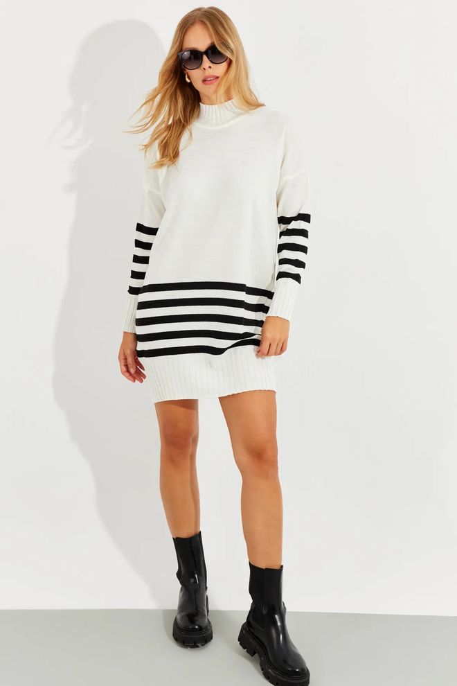 Mina Fashion Tunica a righe in maglia color écru Abbigliamento all'ingrosso Casuale
