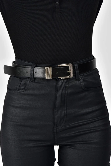 A wholesale clothing model wears  Black Stone Buckle Belt
, Turkish wholesale Belt of Mina Fashion