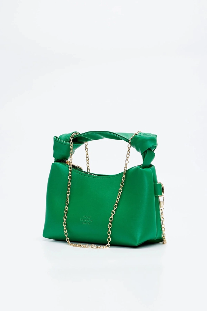 A wholesale clothing model wears mna10002-original-soft-leather-hand-and-shoulder-bag-with-knot-detail-and-chain-strap, Turkish wholesale Bag of Mina Fashion
