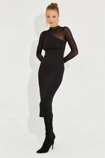 A wholesale clothing model wears  Black Tulle Detailed Asymmetrical Midi Dress
, Turkish wholesale Dress of Mina Fashion