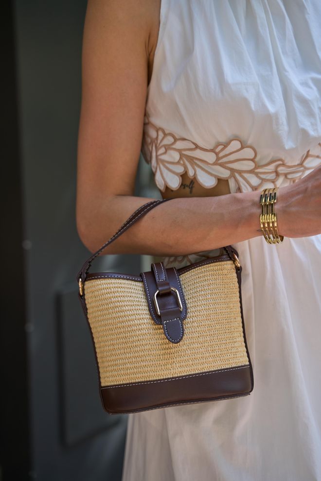 Mina Fashion Bolso de mano y hombro con hebilla de diseño moderno, color marrón pajizo Ropa al por mayor 0