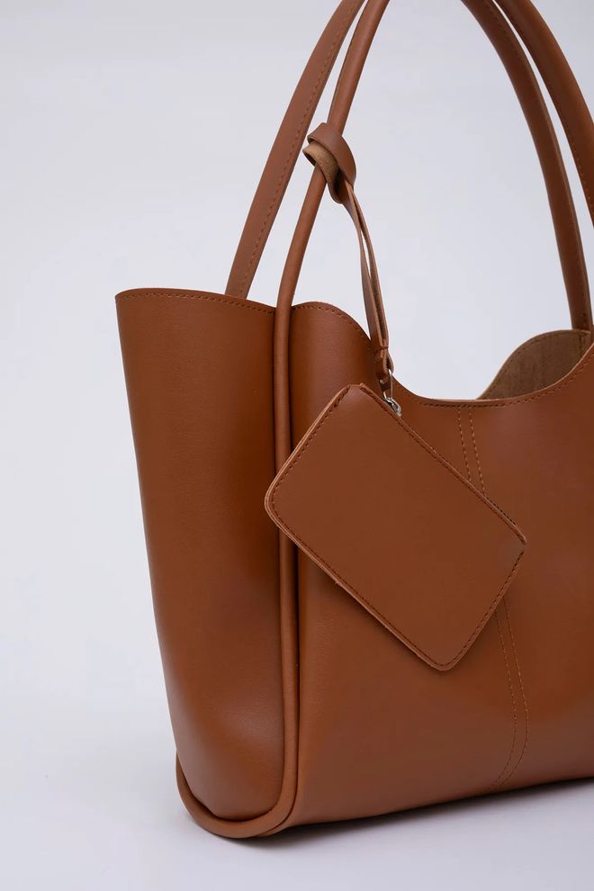 Mina Fashion Bolsa Feminina De Mão E Ombro Com Carteira De Couro Sintético E Bolsa De Maquiagem Roupas por atacado 4