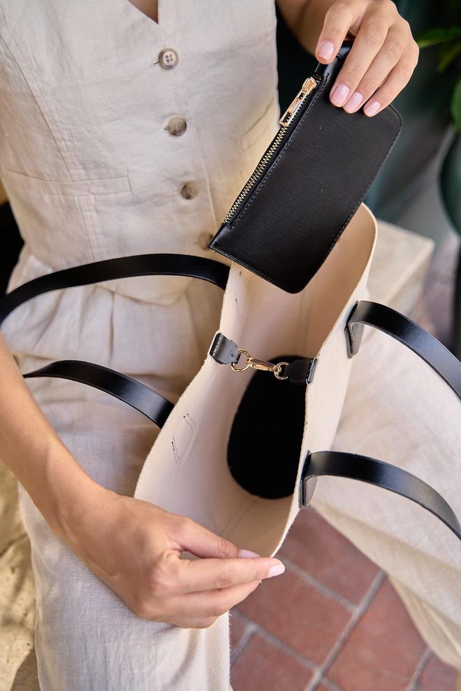 Mina Fashion Shopper In Leerlook Groothandel Kleding 4