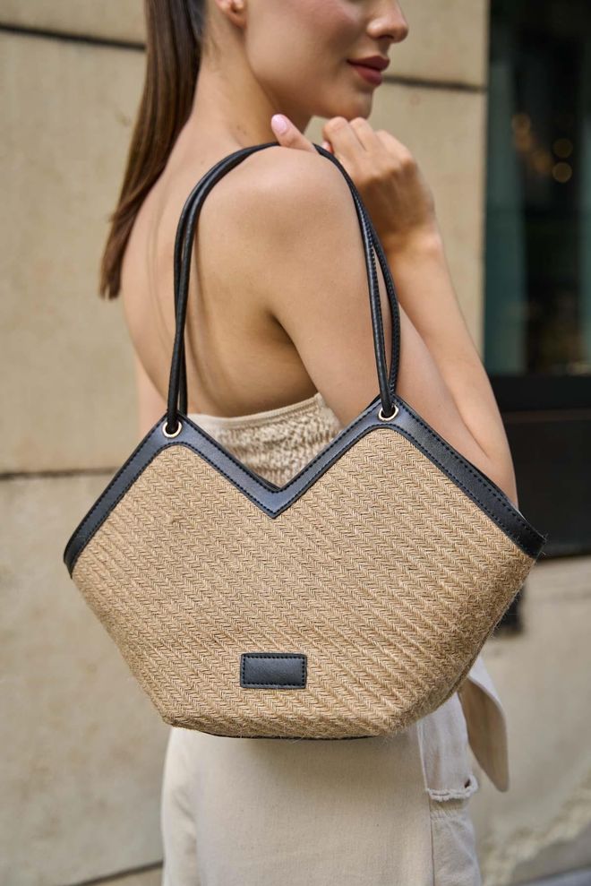 Mina Fashion Zippered Tote Bag Wholesale Clothing 0