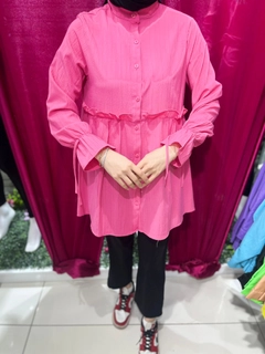 A wholesale clothing model wears 47394 - Shirt -Pink, Turkish wholesale Shirt of Miena