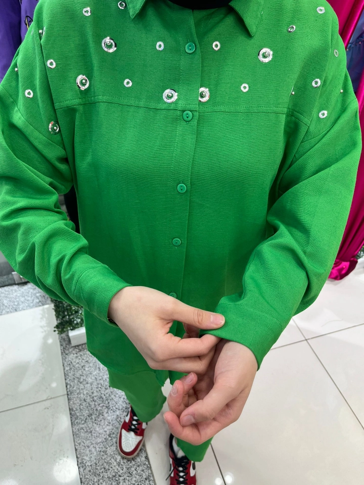 Модел на дрехи на едро носи 47404 - Suit - Green, турски едро Костюм на Miena