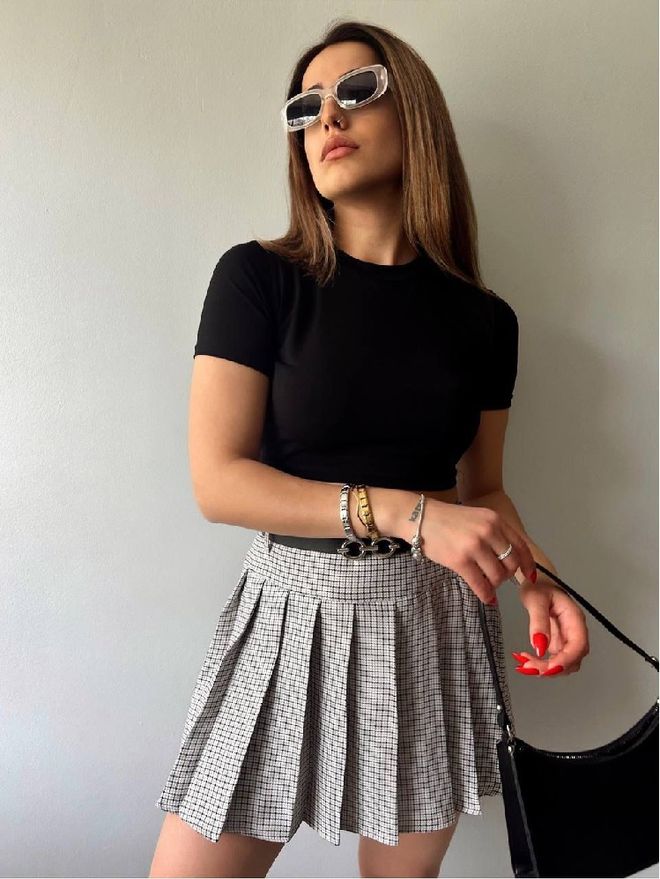 Mistix Saia Plissada Mini Preta Com Cintura Alta Black Pleated Mini Skirt With High Waist Roupas por atacado Casual