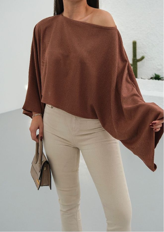 Mistix Blusa Castanha Oversized Com Decote Um Ombro Descoberto Roupas por atacado Casual