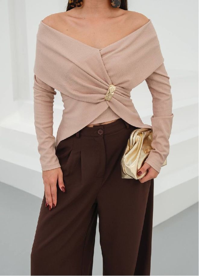 Mistix Bluză Bej Elegantă Cu Croială Cambrată Și Decolteu Fără Umeri Îmbrăcăminte cu ridicata Casual