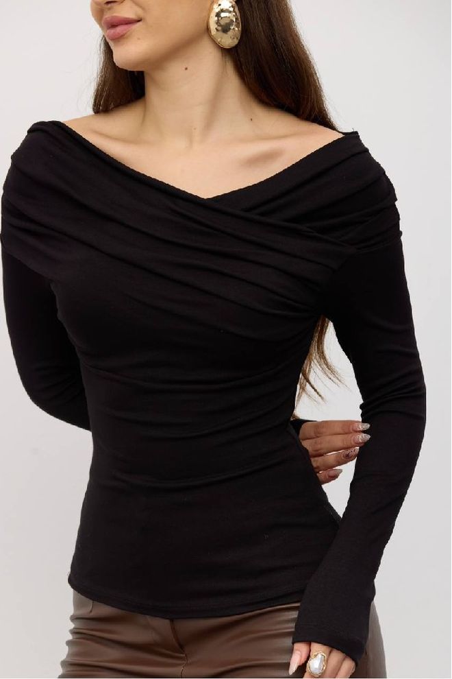 Mistix Zwarte Slim Fit Blouse Met Off Shoulder Hals Groothandel Kleding Vintage