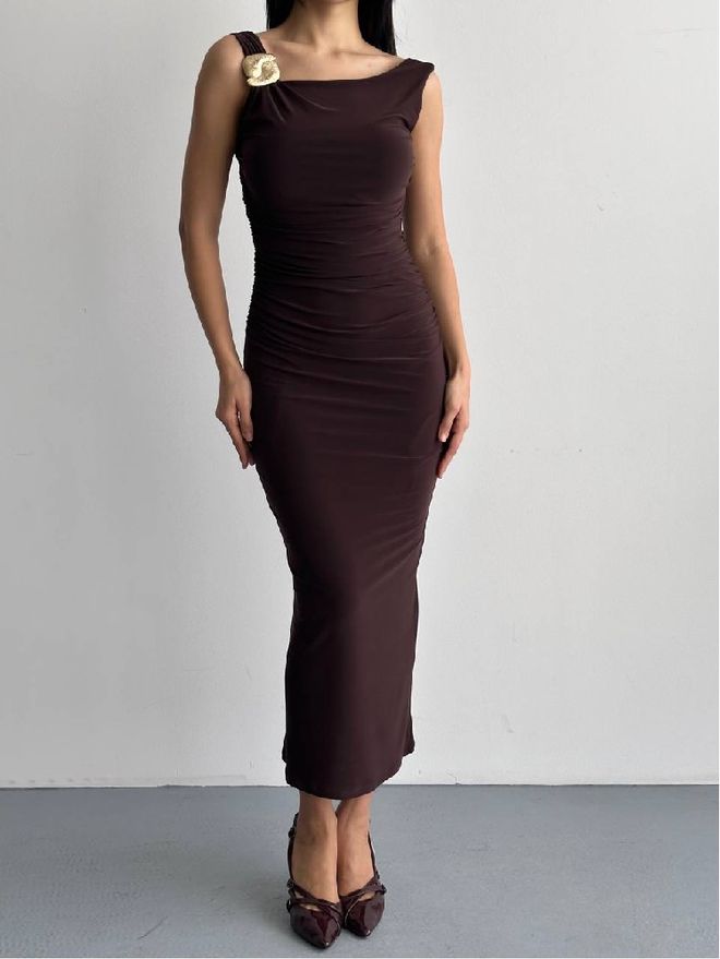 Mistix Ruda Bodycon Suknelė Su Laivo Kaklu Ir „cap“ Rankovėmis Didmeninė prekyba drabužiais Čiuožėjos