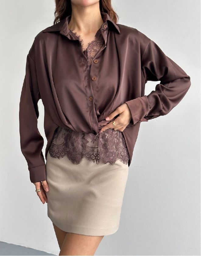 Mistix Bruine Oversized V hals Geknoopte Shirt Groothandel Kleding Bescheiden