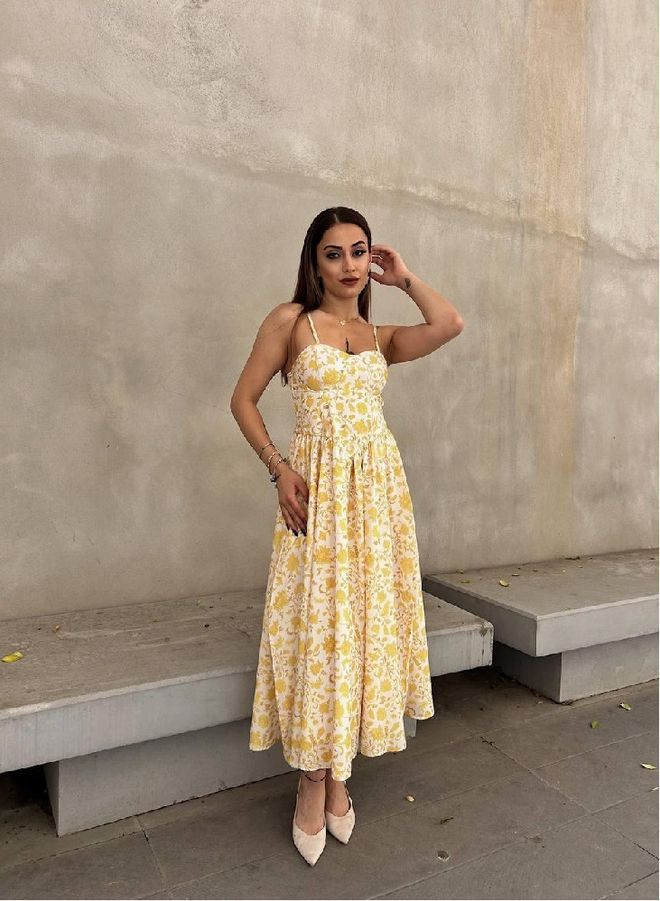 Mistix Žlté Fit And Flare Šaty So Srdiečkovým Krkom Veľkoobchod s oblečením Neformálny