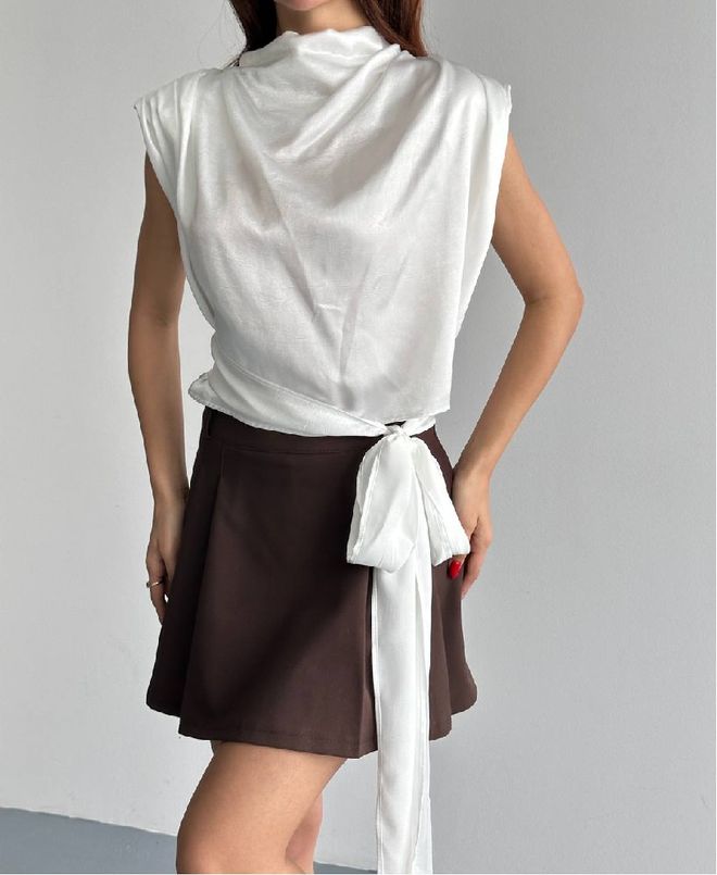 Mistix Chemisier Blanc Avec Encolure Haute Et Mancherons Vêtements en gros Décontracté